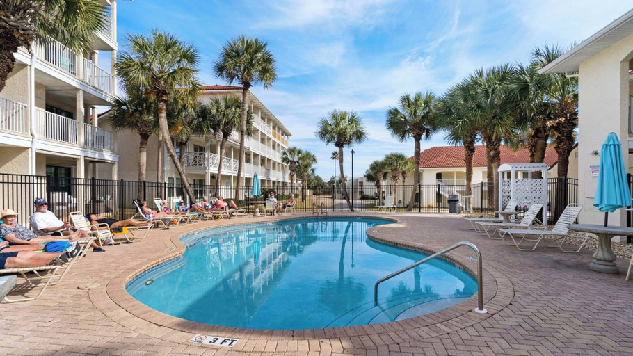 Pool 3, Sleeps 10, 4 Pools, Mini-golf Fun + Free Tickets: Dolphin Cruise & More!, Bay