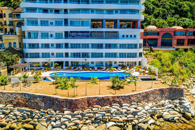 Exterior 5, Exceptional Waterfront Condo With Pool, Balcony, Fitness Area, & W/D, Puerto Vallarta