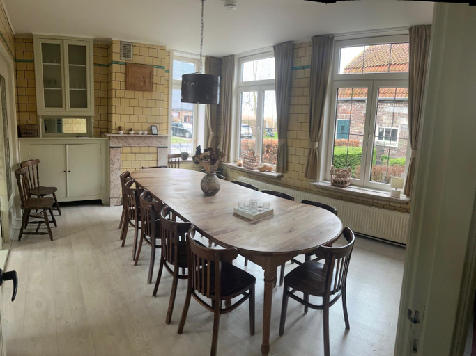 Others 4, Welcoming Farmhouse in Eede with Terrace, Sluis