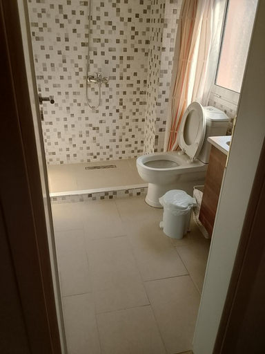 Bathroom 2, Izvor Panorama, Vlorës