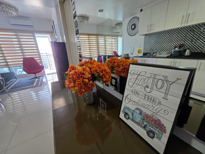 Others 3, Sea Residences TowerE-F by EZStays, Pasay City