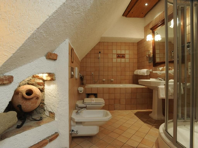 Bathroom 5, Romantik Hotel U raka, Praha 6