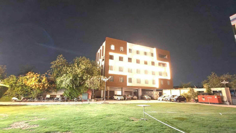 Primary image, The Utsav Hotel Unit of Rishabh Garden, Bikaner