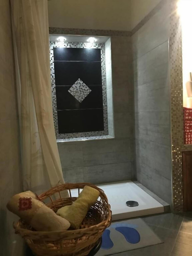 Bathroom 3, Agriturismo Sole di Sicilia, Catania