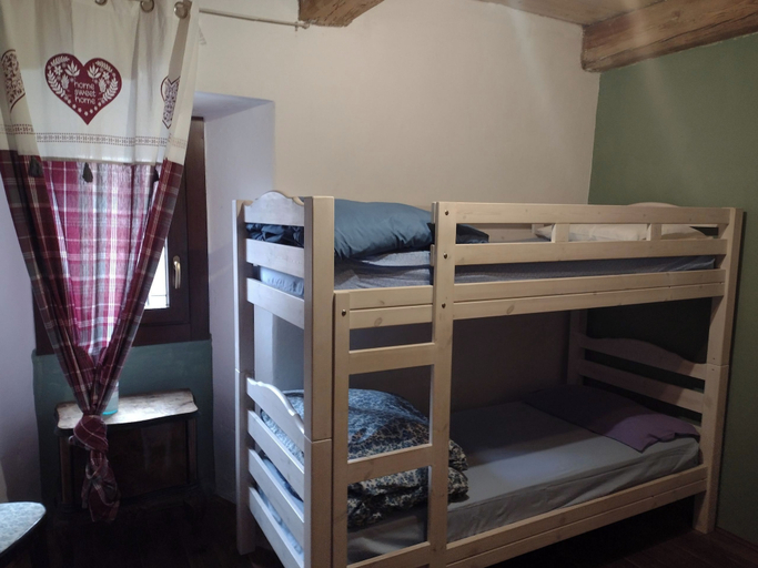 Room 5, Rifugio Monte Zeus, Verbano-Cusio-Ossola