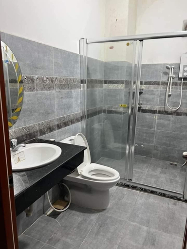 Bathroom 3, Kien An Hotel, Ninh Kiều