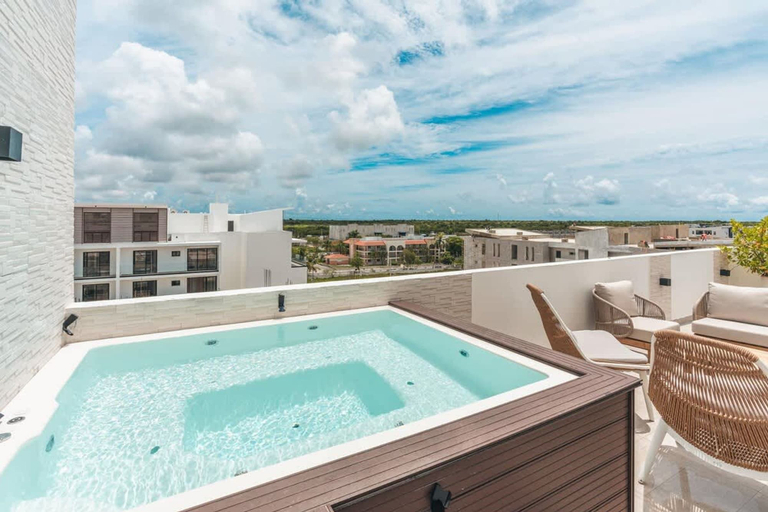 Room 3, Apt 3 Bedroom 6 Guests Private Jacuzzi, Salvaleon de Higuey