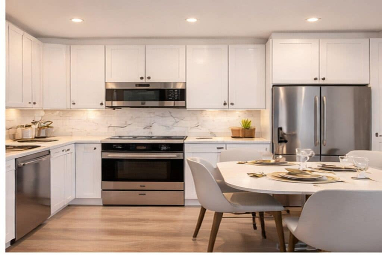 Private kitchen, Jarvis Premier Living, Toronto