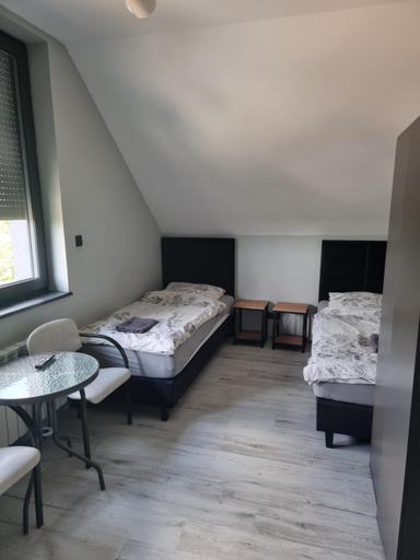 Bedroom 2, Noclegi 24/h Leszczynek, Kutno