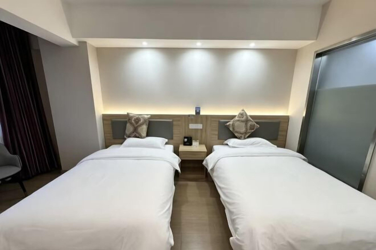 Bedroom 3, Laiyinhe Fashion Motel, Yanbian Korean