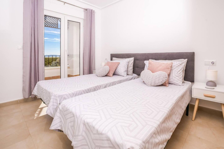 Room 4, Apartment - Sleeps 4 With Pool & Golf Views, Murcia