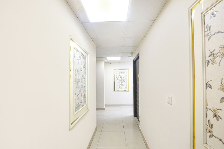 Lobby 4, Fabhotel Maharaja Gold, Delhi