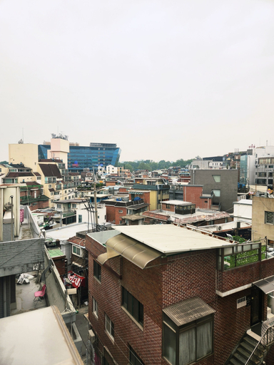 Others 4, Hostel Fellaz, Yongsan