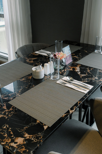 Restaurant 3, Cozy Retreat King Suite, Mandaluyong