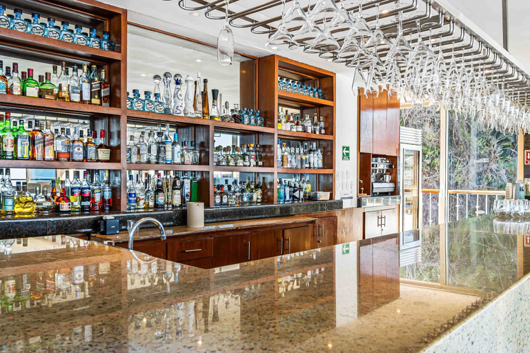 Bar (on property), Relaxing Hillside Retreat Near Town With Rooftop Pool & Spacious Interior, Puerto Vallarta