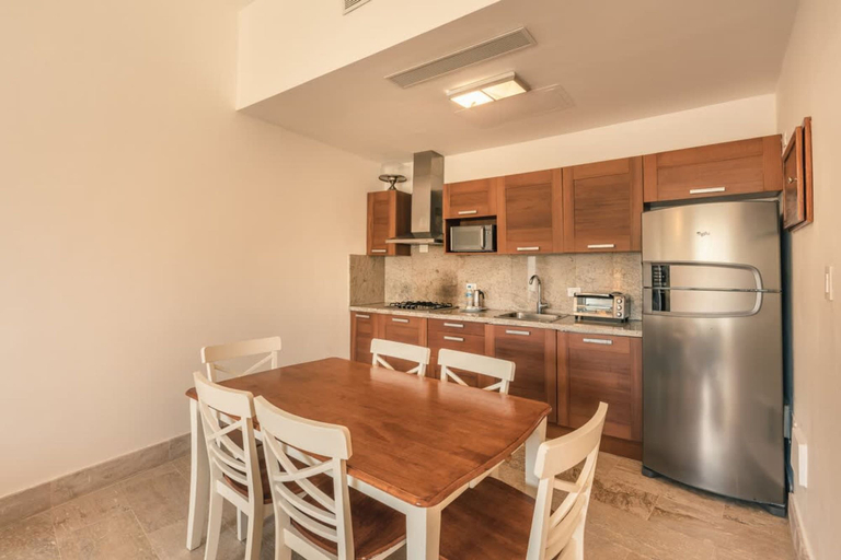 Room 5, 2br Apt 5 Guests Balcony With Pool View, Las Terrenas