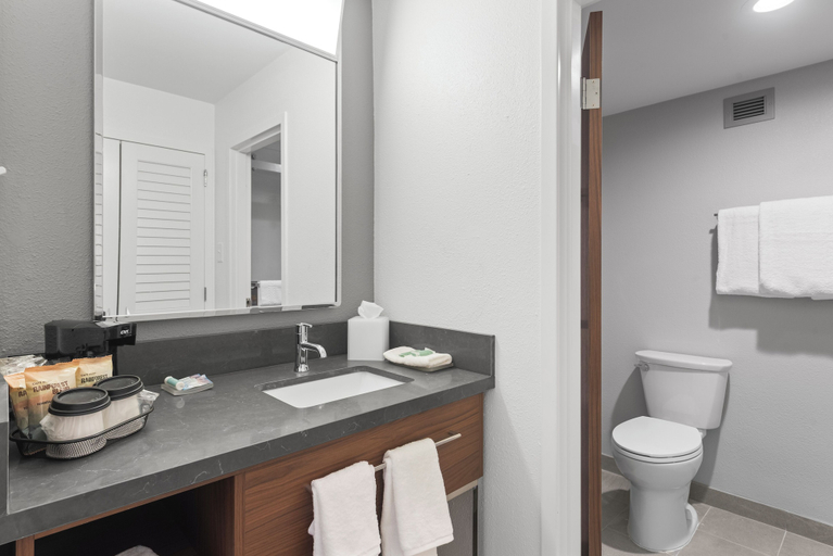 Bathroom 4, Courtyard by Marriott Columbus, Muscogee