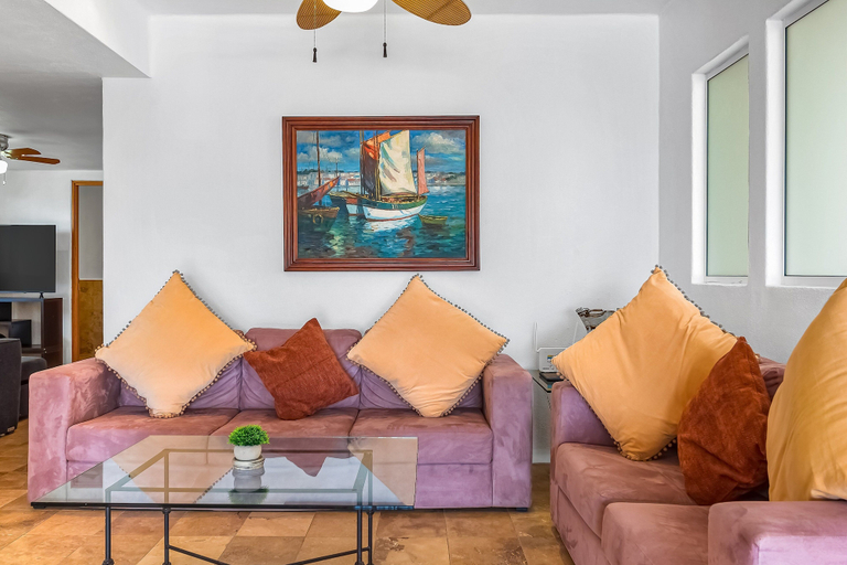 Living area 2, Spacious Apartment With Ocean Views, Pool & Balcony, Compostela