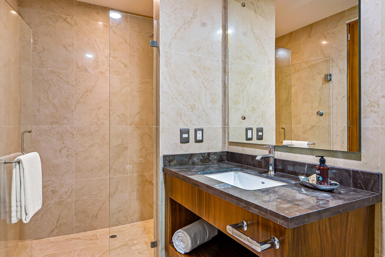 Bathroom 4, Luxe 2nd-floor Condo With Endless Ocean Views, Pool, spa & Balcony, Puerto Vallarta