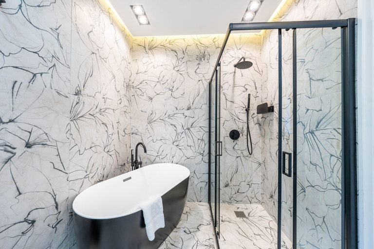 Room 4, 008 Villa Rosoliel in Cannes, Alpes-Maritimes