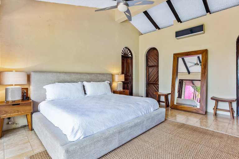 Room 2, Spectacular Hillside Villa With Pool, Incredible Views, Private Chef, & Staff, Puerto Vallarta