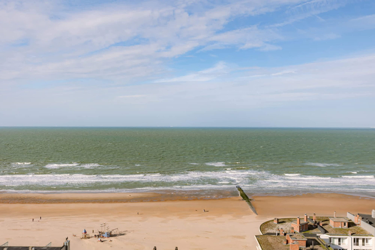 Room 3, Luxury Seaview Stay With Free Private Parking, West-Vlaanderen