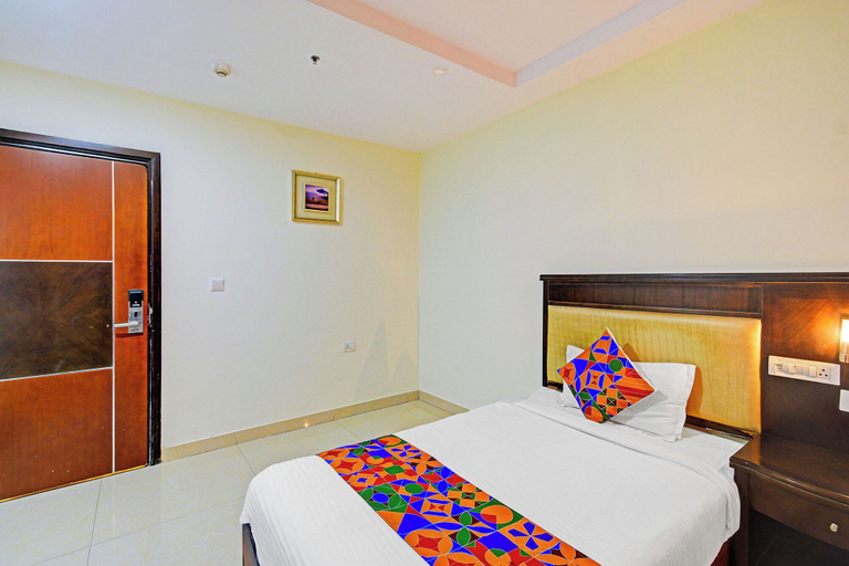 Room 2, Fabhotel Rudra Grand, Hyderabad