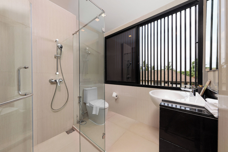 Bathroom 4, Spacious 3bd Townhouse in Laguna park, Phuket Island