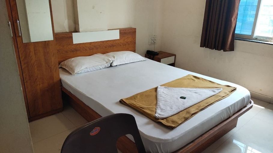 Room 5, Atithi Executive Lodging, Pune