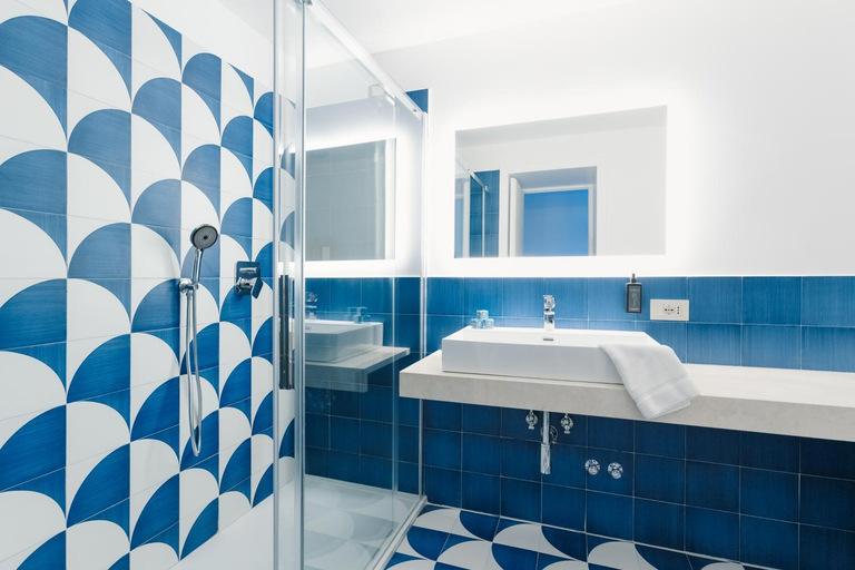 Bathroom 4, Hotel Rivage, Napoli