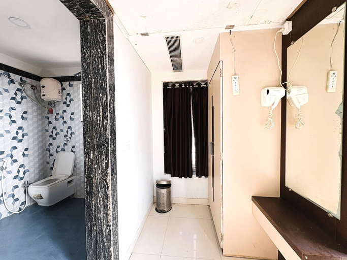 Bathroom 3, Beach Side Hotels Big boss, Purba Medinipur