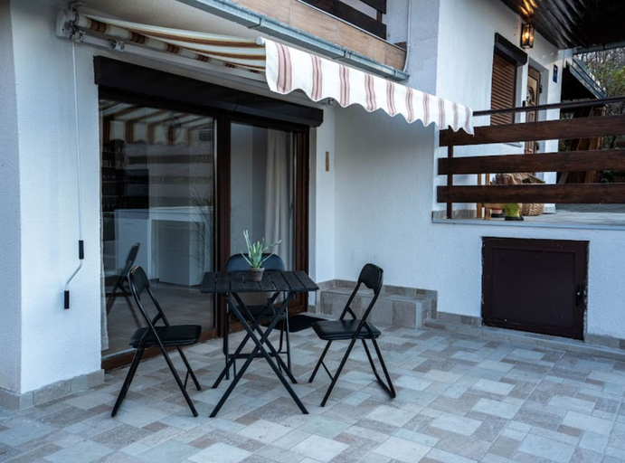 Terrace/patio 2, Beautiful Riverside Home Laura in Jaskovo, Karlovac