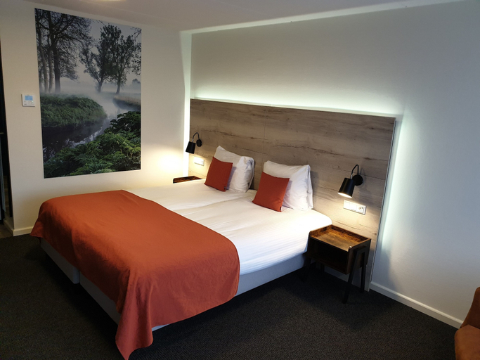 Bedroom 3, Brasserie Restaurant Hotel Eeserhof, Borger-Odoorn
