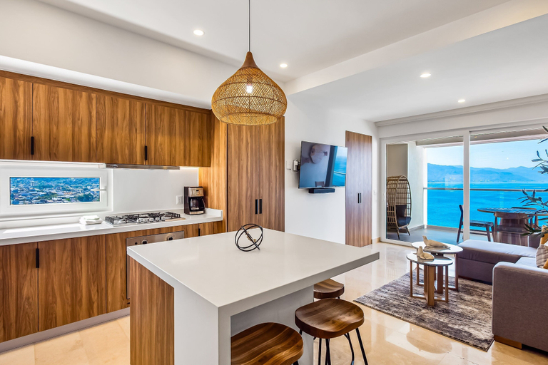 Interior 3, Luxury Oceanfront Apartment With Private Balcony, Rooftop Pool & gym Access, Puerto Vallarta