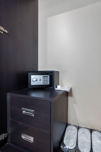 Others 5, Kalasi Hotel, Tbilisi
