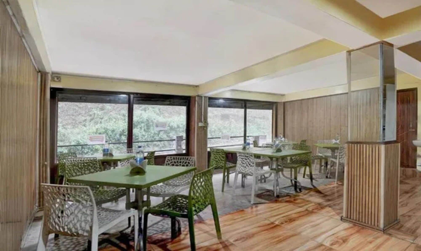 Restaurant 4, Fabhotel Lorung Residency, Darjiling