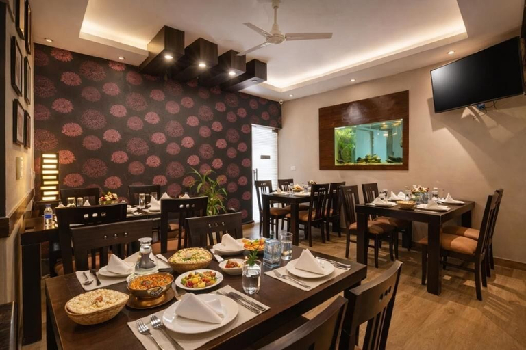 Food & Drinks 5, The Solace, Delhi