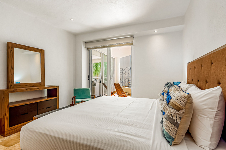 View from room, Nitta Condo # 104 Chic, Pool-view Condo With Furnished Balcony - Steps to Beach, Compostela