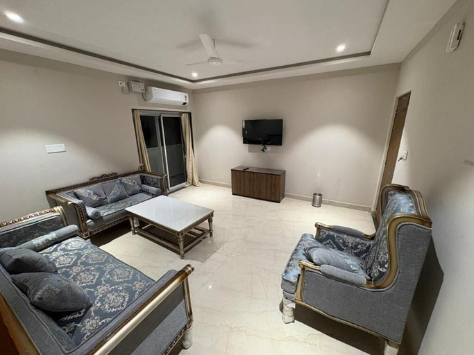Living area, Hotel Vanthara inn, Raichur