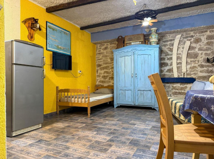 Room 4, Fischer Fritz Apartments, Murter