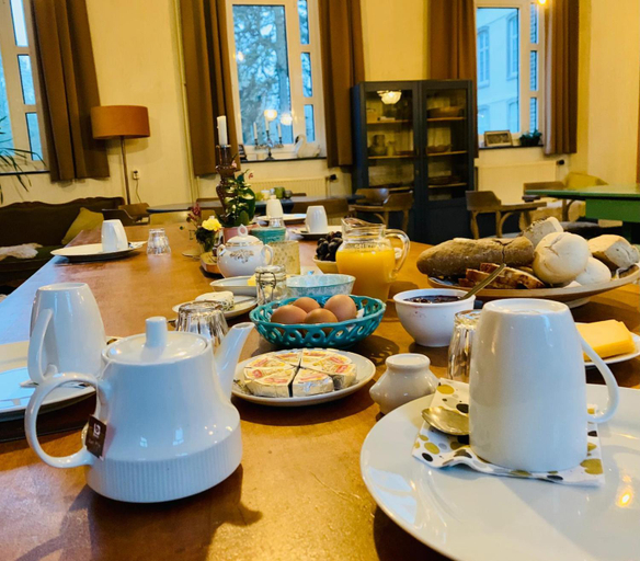 Food & Drinks 4, De Lotuspoort met Mihr's B&B in de Abdij van Bornem, Antwerpen