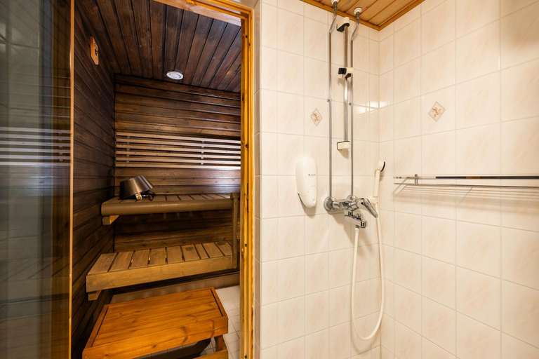 Bathroom 3, Santa's Hotel Tunturi, Lapland