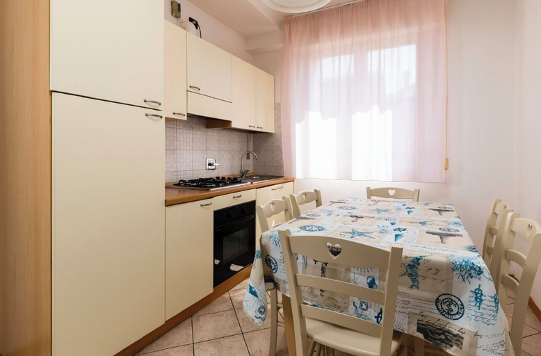 Others 5, Residence 3 Trilo&Suites, Rimini