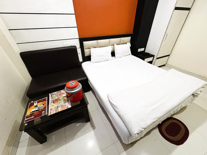 Room 5, Beach Side Hotels Big boss, Purba Medinipur