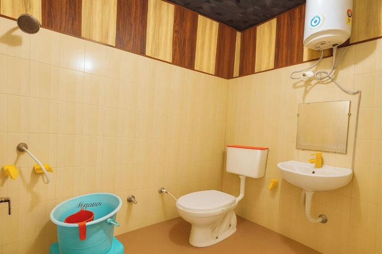 Bathroom 5, Hotel Shiri Krishna, Mathura
