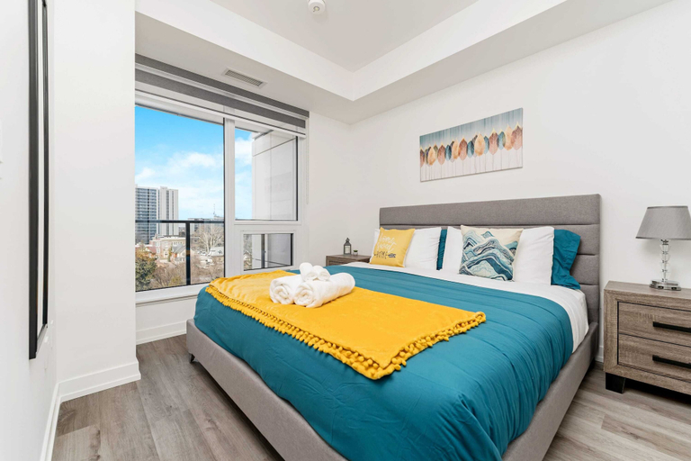Interior 2, Newly Built Modern Condo w Balcony & City Views, Waterloo