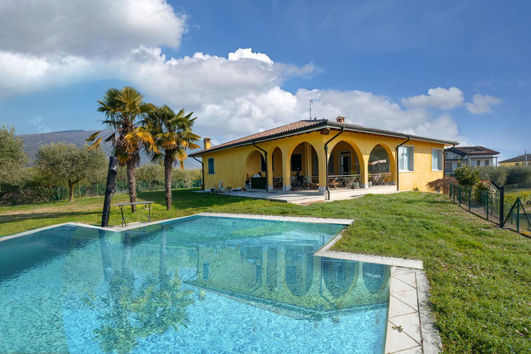 Sport & Beauty 2, Villa Montegolo, Appartamento Graziella, Verona