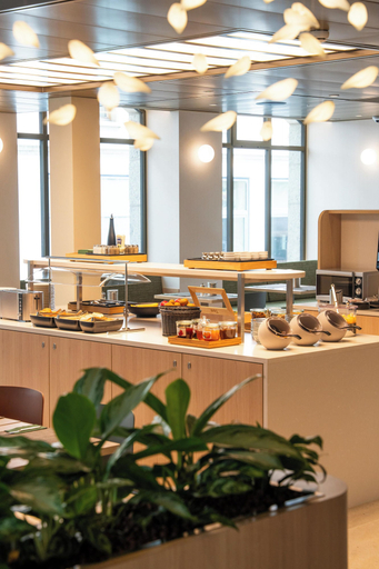 Food & Drinks 5, Le Square, Genève