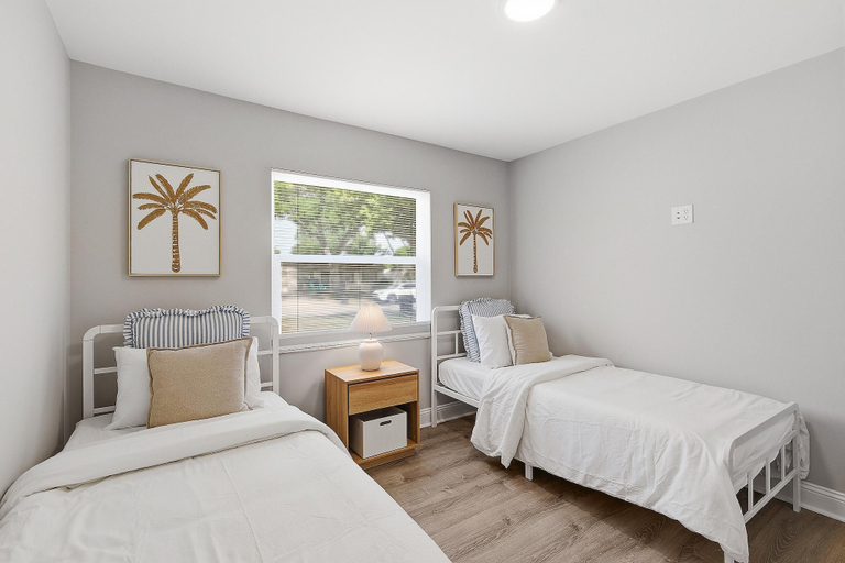 Primary image, Orange Coast Getaway, Volusia