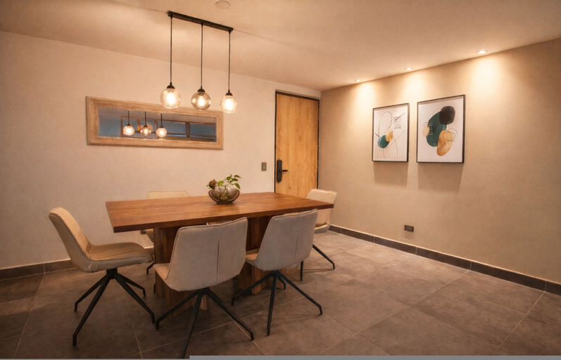 Room 2, Oslo 701 in Medell n, Medellín